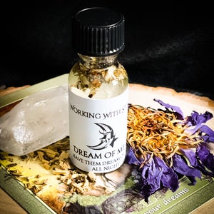 Dream of Me Oil - To get others to dream of you - Hoodoo