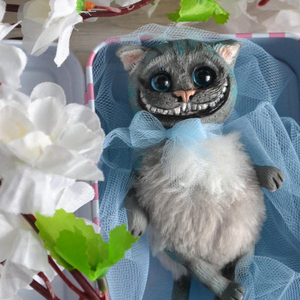 ooak cheshire cat teddy polymer clay art doll gray blue magic kawaii bjd monster totem talisman fluf plush fur alice in wonderland poseable