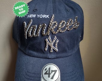 New York Yankees Velour Cap with Crystal Logo - Navy Blue Velvet crown/ visor ??? New York Yankees New Era MLB  main image 3