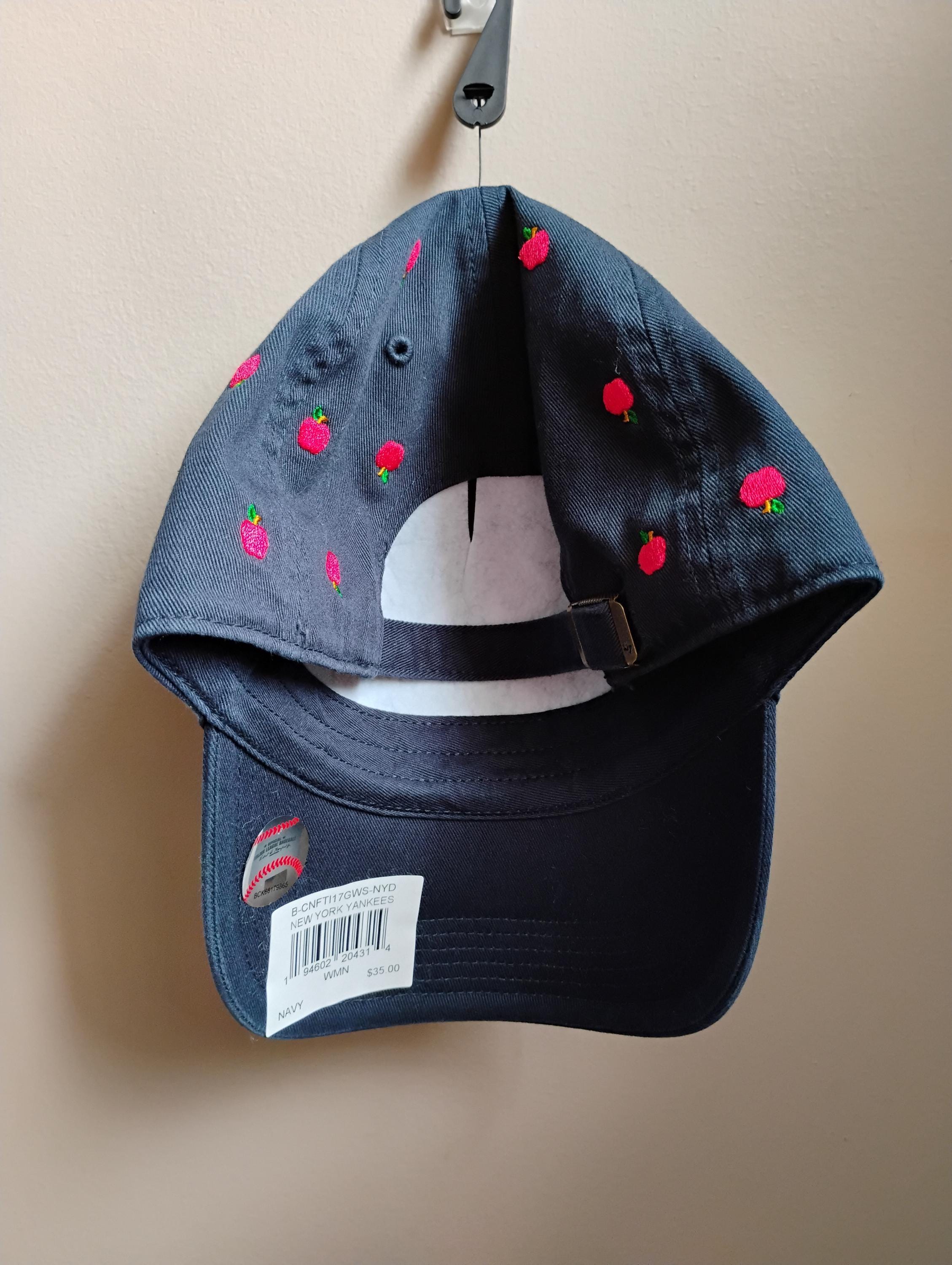 47 brand New York Yankees confetti icon apple baseball cap hat 47 Brand New York Yankees White Confetti Icon 47 Clean Up  main image 4