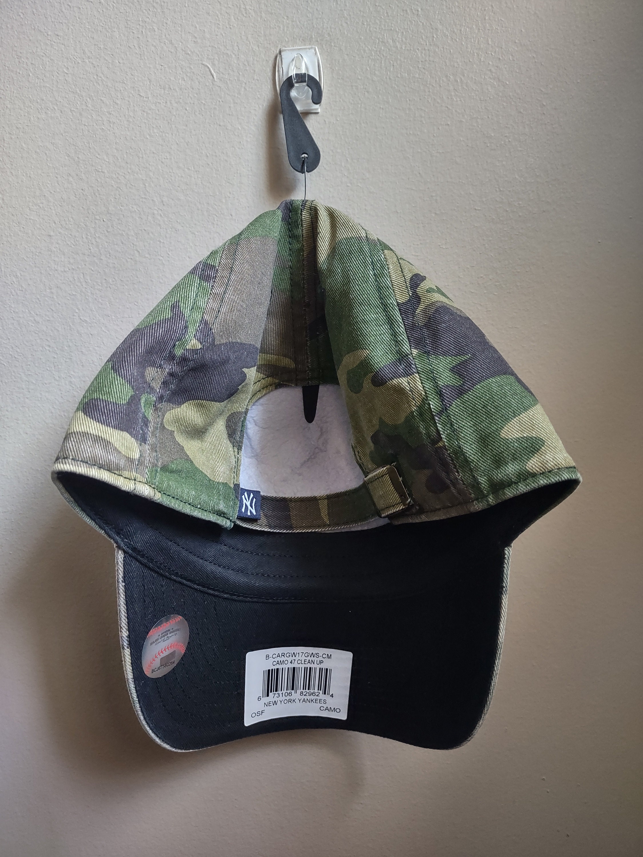 Bling Crystal New York Yankees Camo Adjustable Hat | MLB 