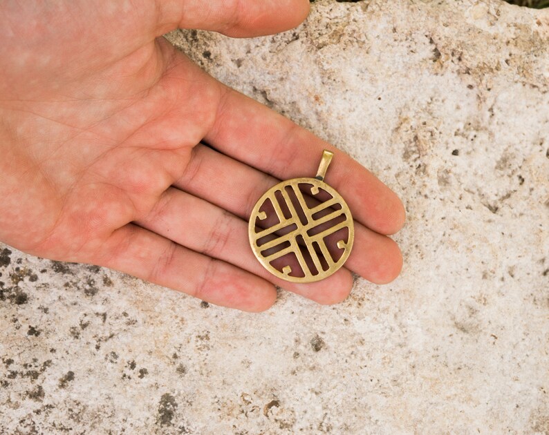 Traveler gift In the way pendant Protective amulets Voyager Tourist pendant Spiritual jewelry gift Esoteric Strong amulet Gift for journey