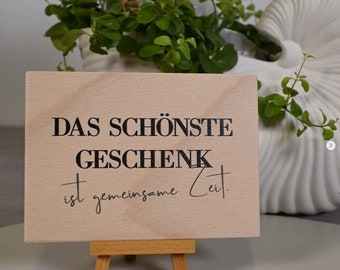 Interluxe Postkarte aus Holz - Das schönste Geschenk ist gemeinsame Zeit - Geschenk Grüße Freundschaft Liebe Grußkarte Karte