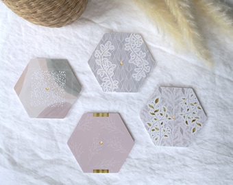 INTERLUXE leuchtende LED Untersetzer Hexagon 4er Set - Floral gold - Glasuntersetzer für Gin-Tonic Dinnerabend Geschenkidee Freunde Familie