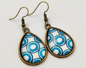 DANGING EARRINGS blue, white, drop earrings, geometric patterns, tribal, ethnic, cabochon, glass, gift, clip