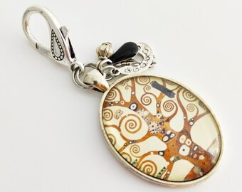 Silver-colored metal bag charm. Oval glass cabochon 3x4 cm. Paint. Klimt. Tree of Life. Gift idea. Christmas. Birthday. Party.