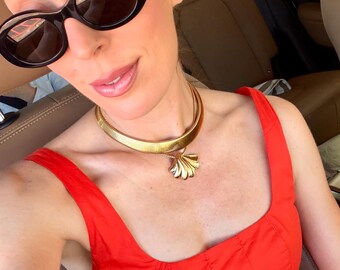 1980s Vintage Gold Shell Necklace, Vintage Shell Necklace, Gold Shell Necklace, Vintage Gold Necklace, Summer Jewelry, Summer Necklace
