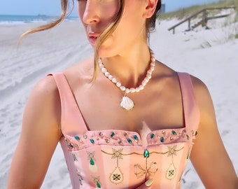 Shell Pendant Necklace, Gold Shell Necklace, Freshwater Pearl Choker, Seashell Necklace, Chunky Pearl Necklace, Summer Jewelry