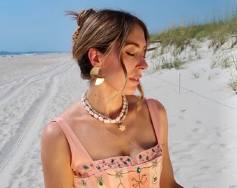 14K Gold-Plated Vintage Fan Earrings, Retro Earrings, Gold Fan Earrings, Gold Statement Earrings, Retro Jewelry, 1960s Inspired Earrings