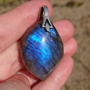Pendentif / pendant Labradorite Blue