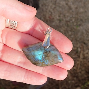 Pendentif Labradorite bleu