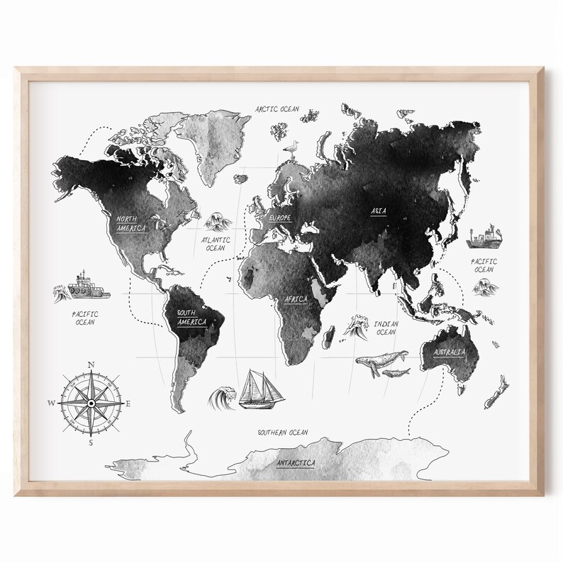 Puede incluir: Un mapa del mundo en acuarela en blanco y negro con los continentes y los oc&eacute;anos etiquetados. El mapa incluye una br&uacute;jula, un velero y una ballena.