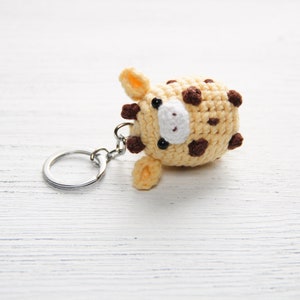 Cute giraffe crochet keychain