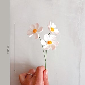 Mini felt flower Cosmos Autumn decoration, Wildflower bouquet for Fall home decor, Birthday gift for her, Faux white cosmos thank you gifts