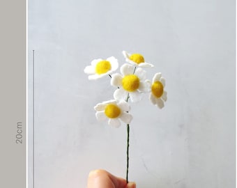 Mini Felt Daisy Bouquet Single Stem, Artificial wild flower bouquet Boho home décor, Mini flower garden farm house décor, bridesmaids gift