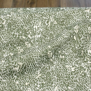 Cotton fabric with elastane // squiggles image 3