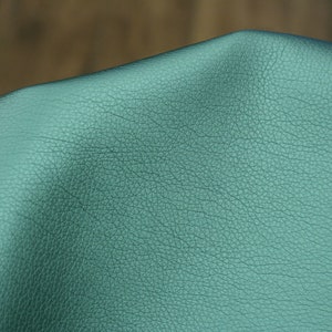 Imitation leather // Metallic // Petrol green image 2