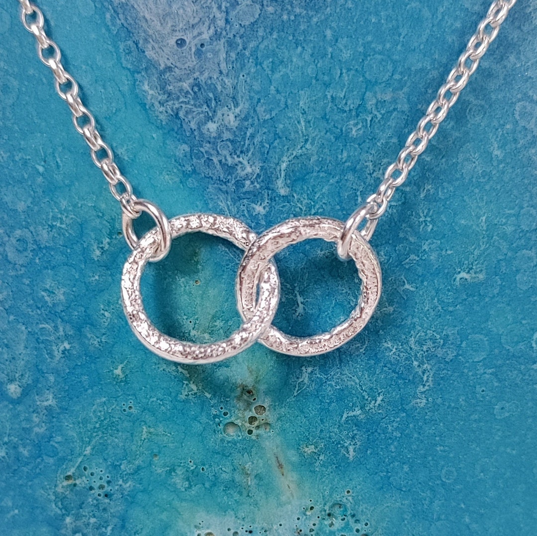 Interlocking Silver Circles Necklace Molten Interlinked Etsy UK