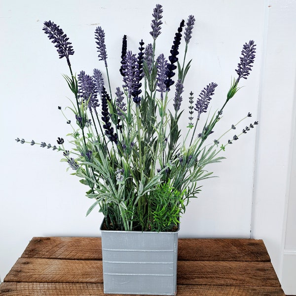 Artificial lavender planter