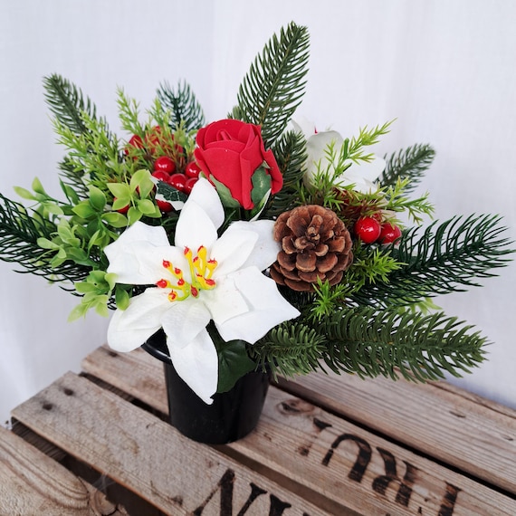 Weihnachtsstern Grabvase Topf - knstliche Friedhofsgesteck mit Rosen und  Zapfen - Etsy sterreich