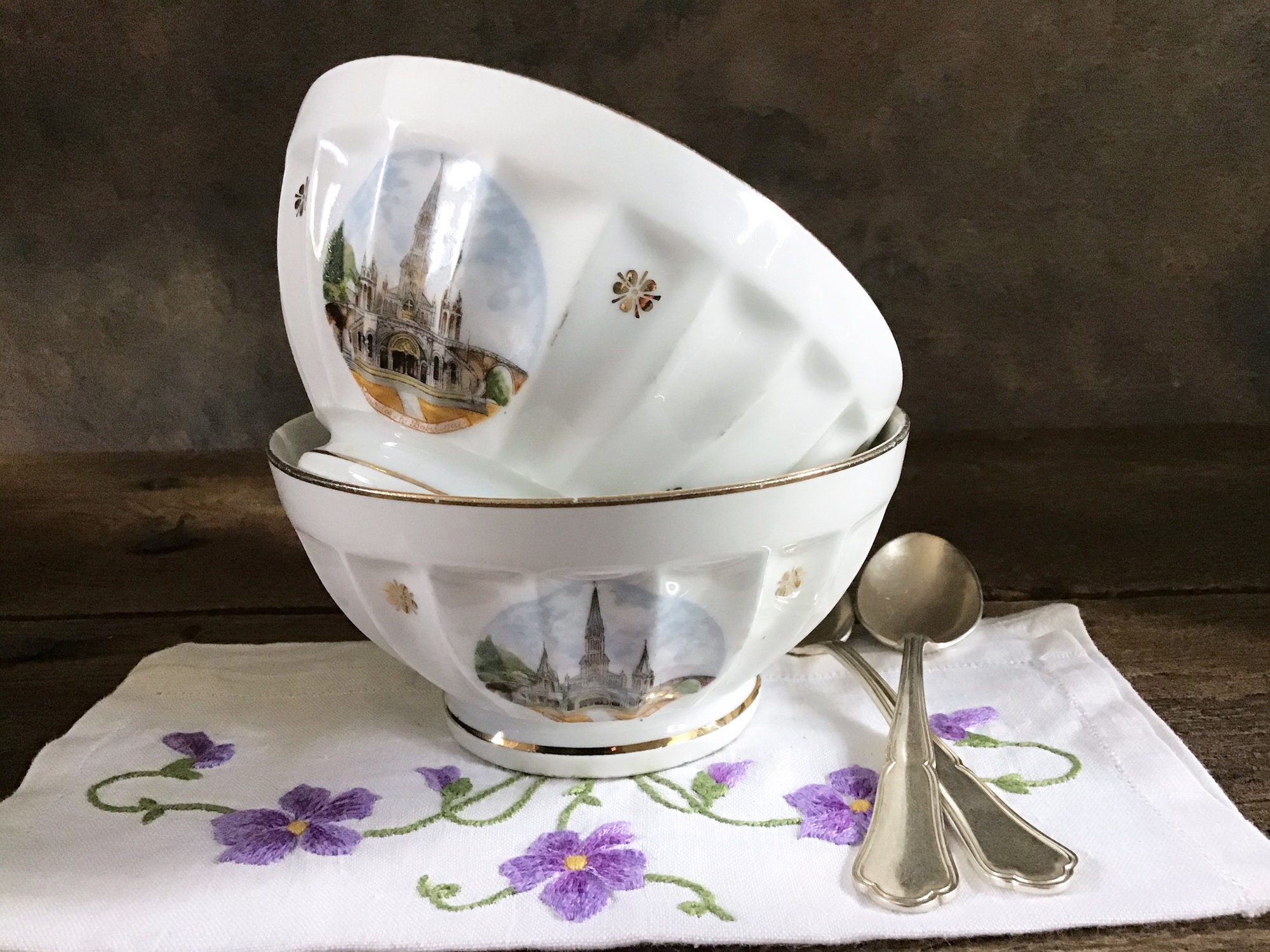 Lot de 2 Bols Vintage Porcelaine Blanche, Fine, à Facettes, Petit Déjeuner Français