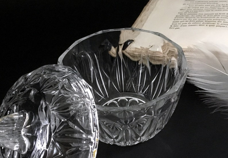 Glass powder jar 1950's French vintage Glass powder jar 1950's French vintage