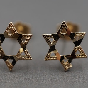 10K Solid Yellow Gold 9MM Diamond Cut Shine Star of David Stud Earring.