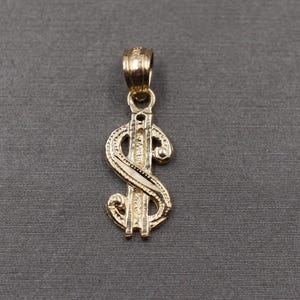 10K Solid Yellow Gold 0.75&quot; Diamond Cut Small Money Dollar Sign Charm Pendant.