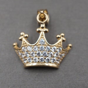 10K Solid Yellow Gold 0.9&quot; Shine Crown CZ Charm Pendant.