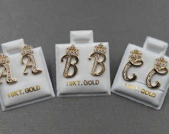 ファッション雑貨・小物その他 +DEINET+ D INITIAL EARRINGS IN GOLD KDTYM4S42111700F d_8727a583-6f50-4377-aedc-