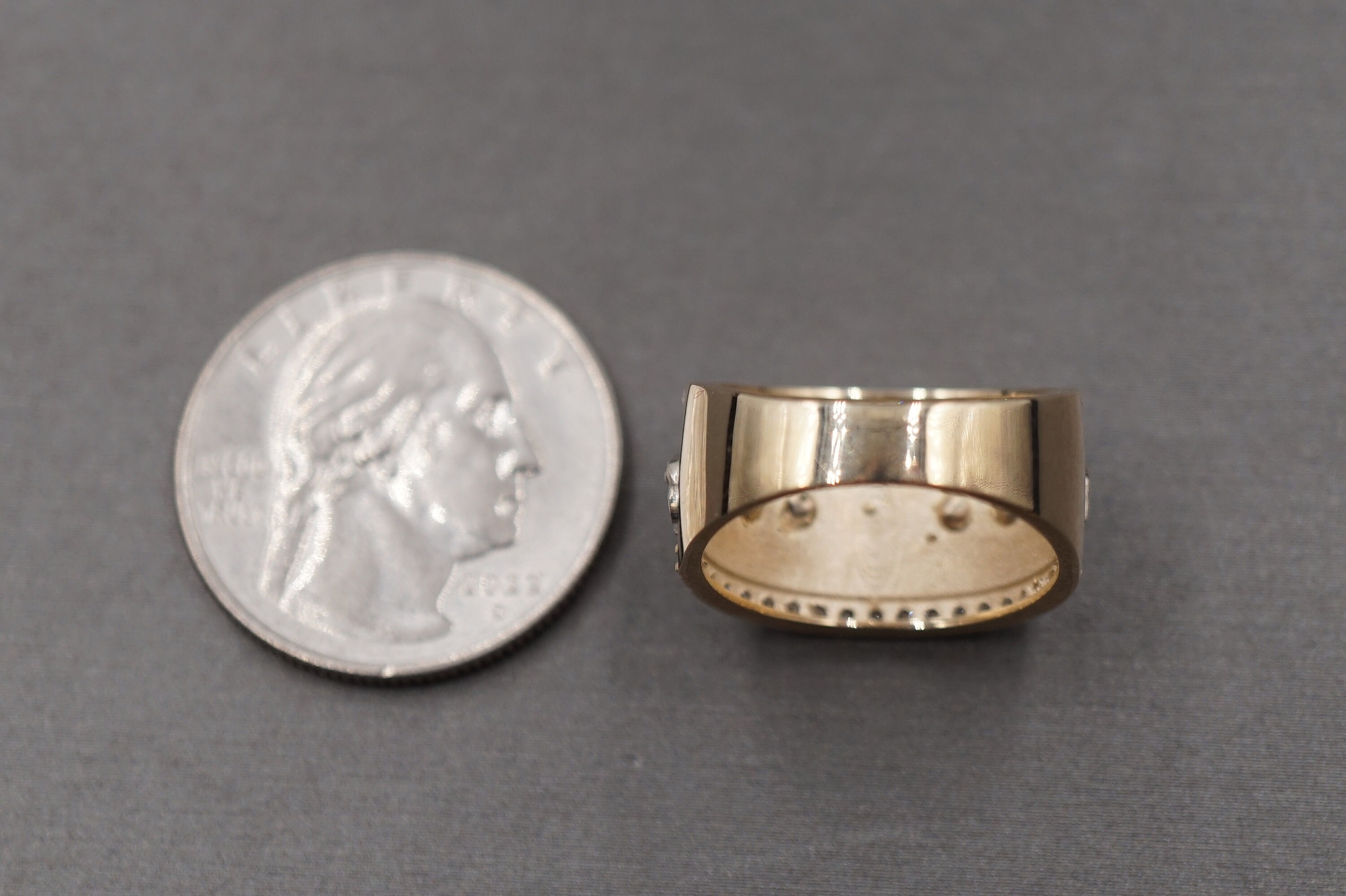 Bague éléphant En Or Jaune 10K Bicolore Avec CZ - Largeur 13mm - Taille US 7 - Neuf Sans Boîte