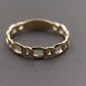 10K Solid Yellow Gold 4.6MM Link Band Ring.