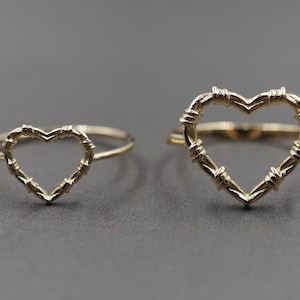 10K Solid Yellow Gold Dainty Heart Knot Band Ring. 2 Sizes