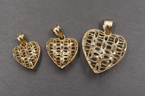 10K Yellow Gold Puffed Heart Pendant Necklace, 18