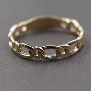 10K Solid Yellow Gold 4.5MM Link Band Ring.