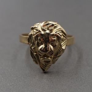 Bague tête de lion en or jaune massif 10 carats de 0,6 po. diamants. Homme femme enfant