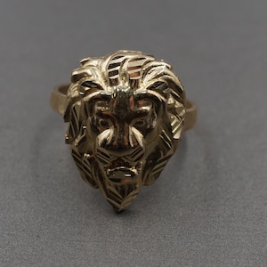 Bague tête de lion en or jaune massif 10K de 0,75 po. diamants. Homme femme enfant