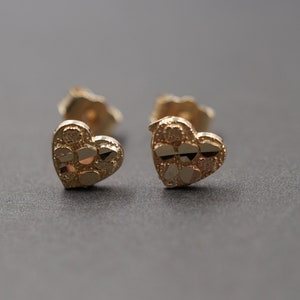 10K Solid Yellow Gold 6MM Diamond Cut Small Nugget Heart Stud Earring. Women Kid Children Girl