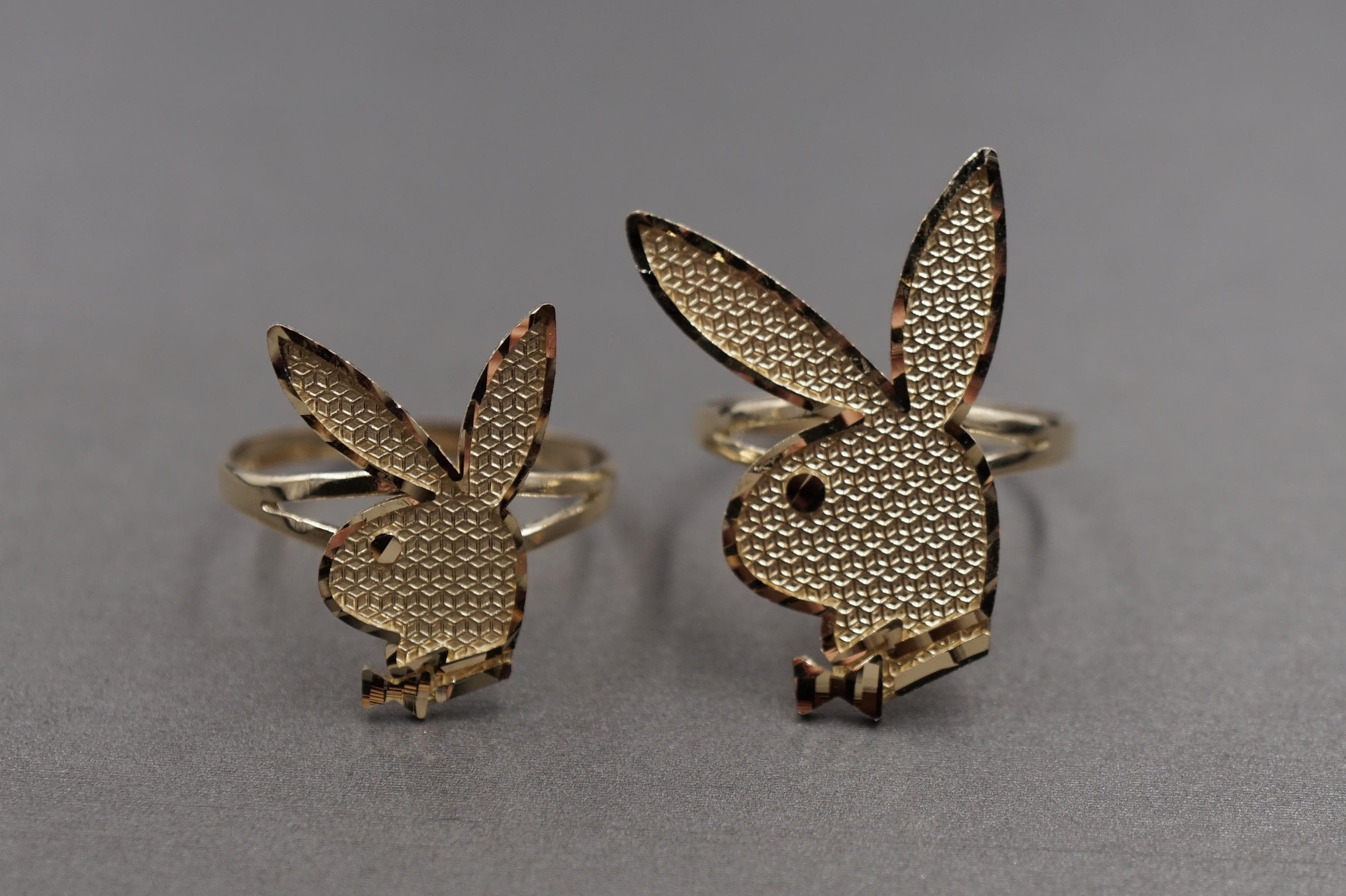 10k Playboy Ring - Etsy