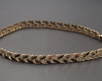 10K Solid Yellow Gold 5.4MM Diamond Cut Leaf Design Bracelet.