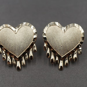10K Solid Yellow Gold 0.9&quot; Diamond Cut Dripping Heart Stud Earring.