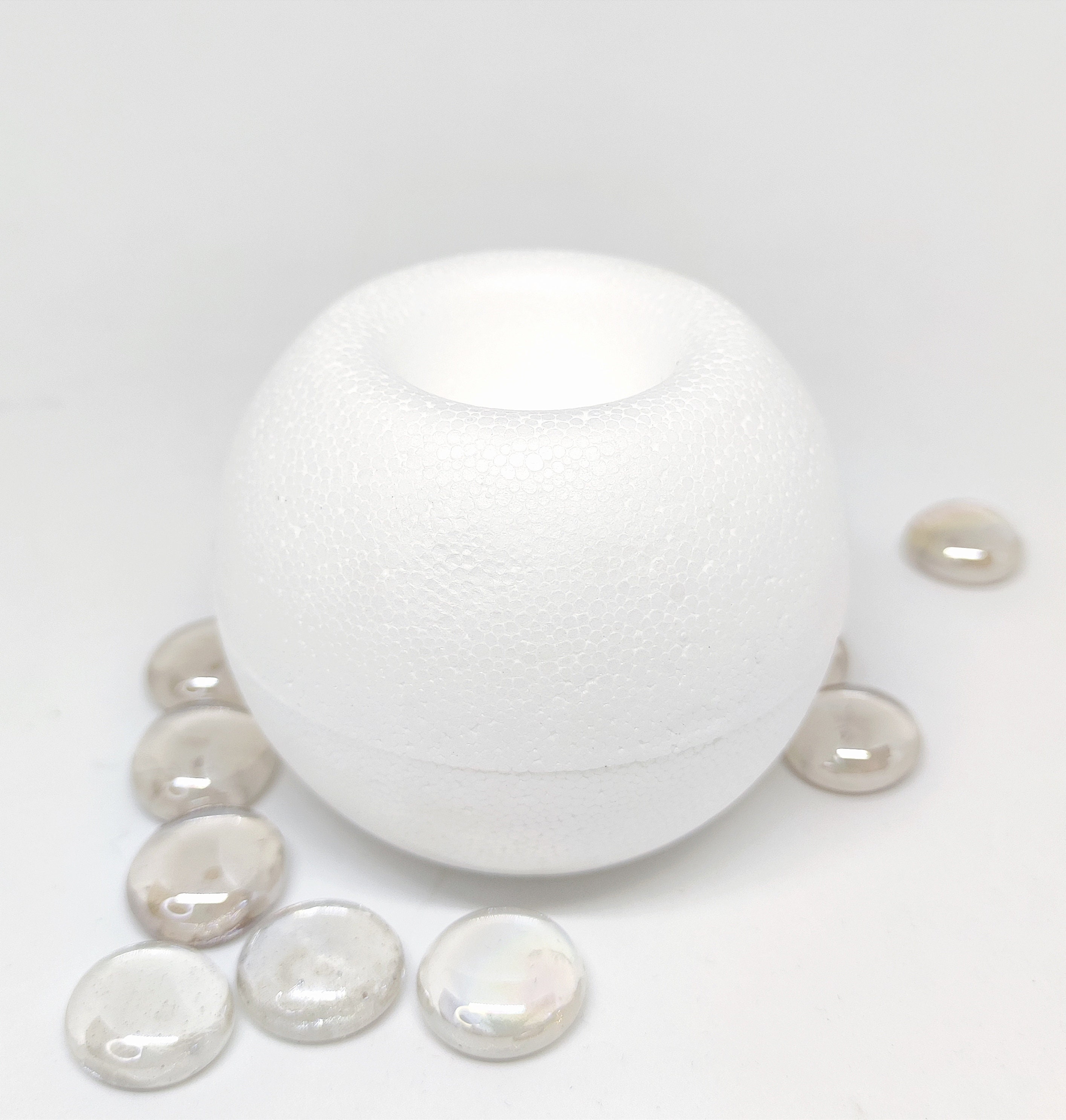 Incraftables Foam Balls 240pcs (0.8, 1.2, 1.6 & 2 inch). Assorted Foam  Balls for Crafts. White Foam Balls for Solar System Project, DIY Arts &  Slime. Best Round Large & Small Foam Balls