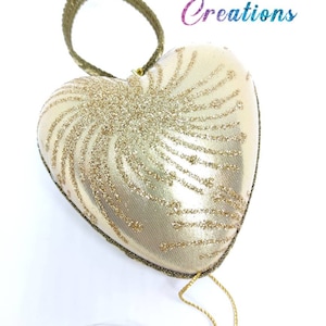 Coeur kimekomi élégant, idée cadeau de la Saint-Valentin, accroche-porte, décor coeur en tissu scintillant, cadeau pour elle, décoration de chambre à coucher ornement de cœur en tissu