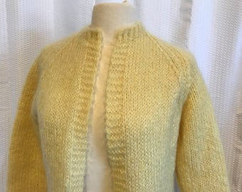 Hand Knit Sweater, Vintage 70s, Yellow Size Small to Medium Jumper, Nice Fuzzy Soft Cardigan
