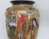 Moriage Nippon Satsuma Style Hand Painted Porcelain Japanese Vase 301B