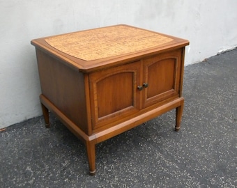 Mid Century Modern Nightstand Side End Table 5280 SHIPPING NOT INCLUDED Please ask for shipping quote