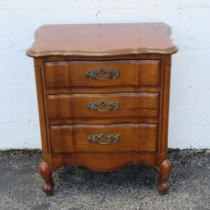 French Carved Cherry Large Nightstand Side End Bedside Table Commode 5136 SHIPPING NOT INCLUDED Please ask for shipping quote