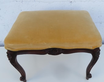 Early 1900s French Carved Ottoman Stool 6270 SHIPPING NOT INCLUDED Please ask for shipping quote