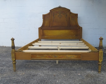 French Early 1900s Hand Painted Distressed Carved Queen Size Bed 3616 DHIPPING NOT INCLUDED Please ask for shipping quote