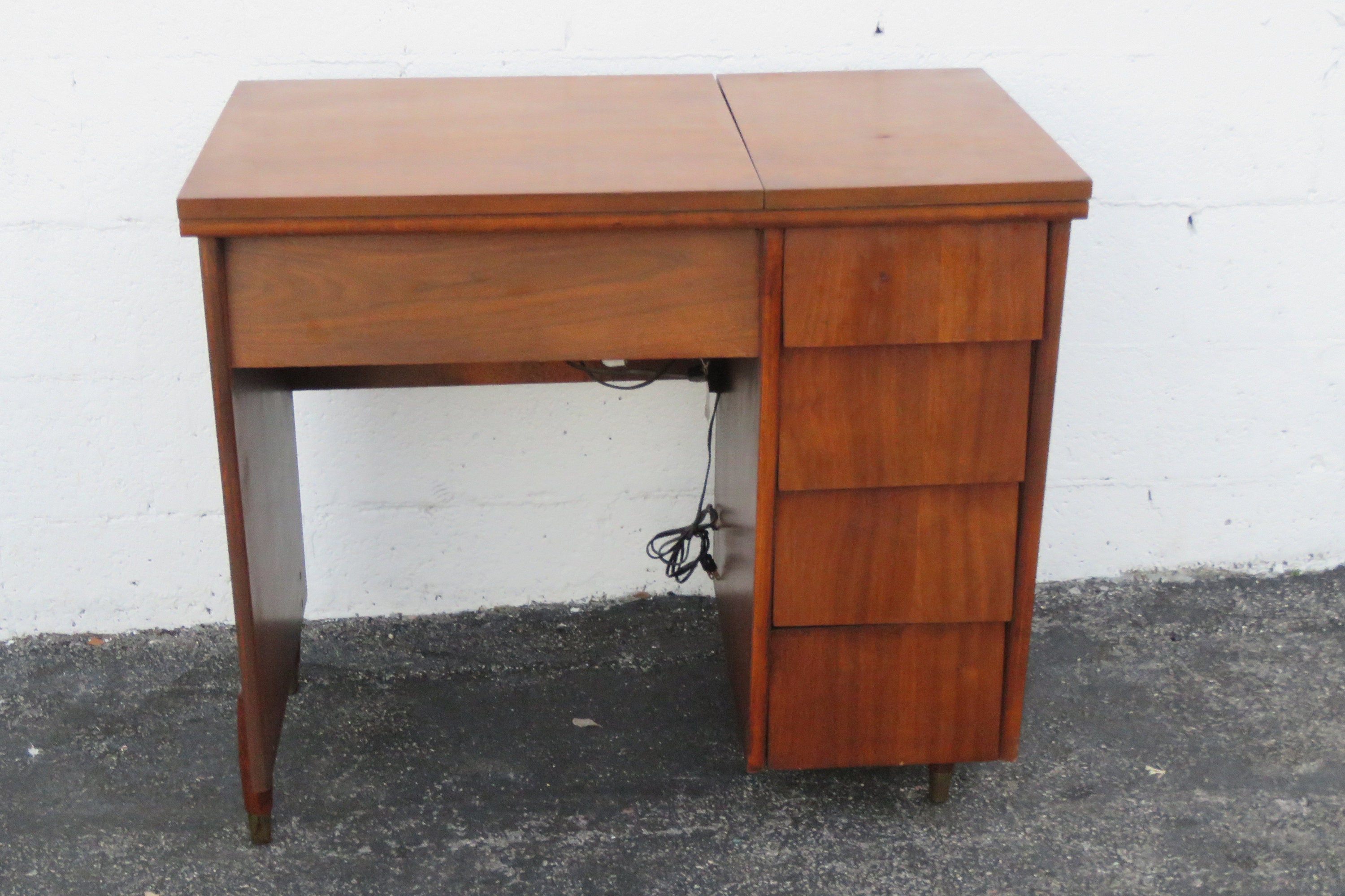 Sold at Auction: Vintage Folding Sewing Table